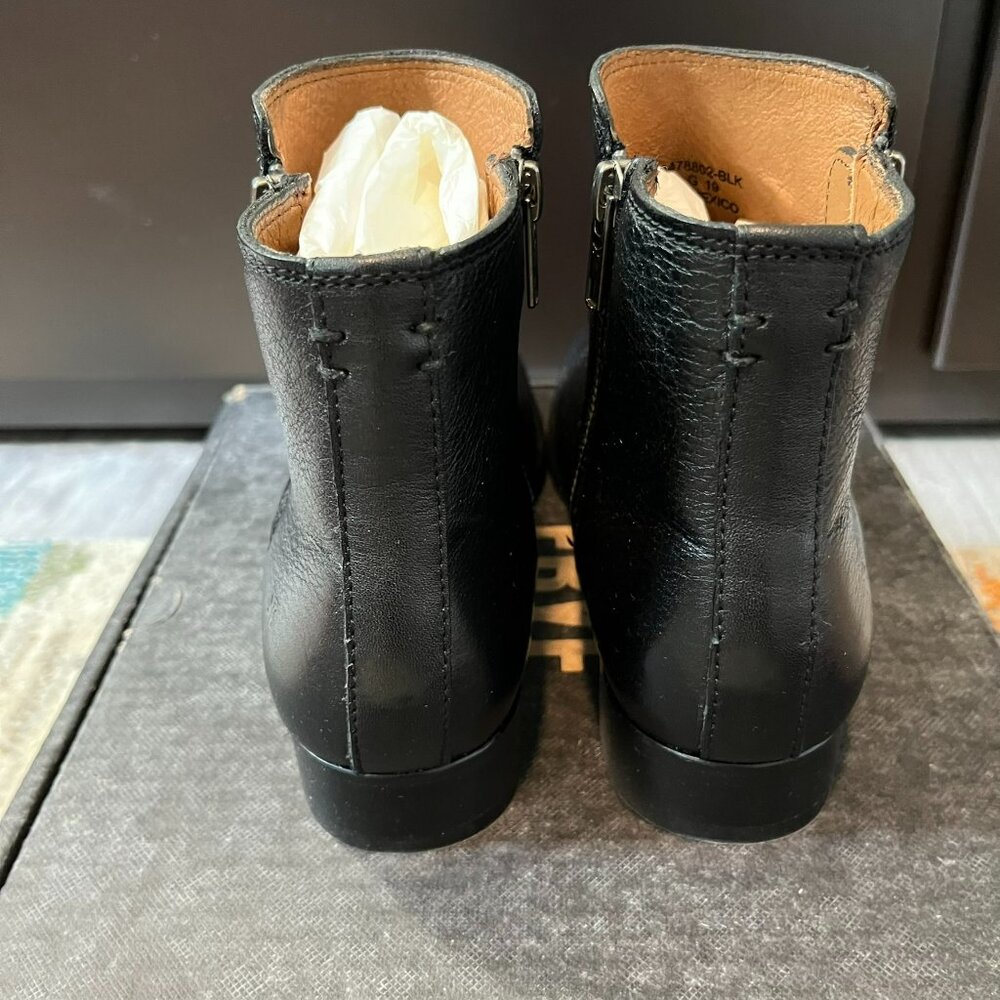 Frye Carly Double Zip Booties Ankle Boots, Black Leather, US 6.5 - New in Box! - Picture 8 of 11